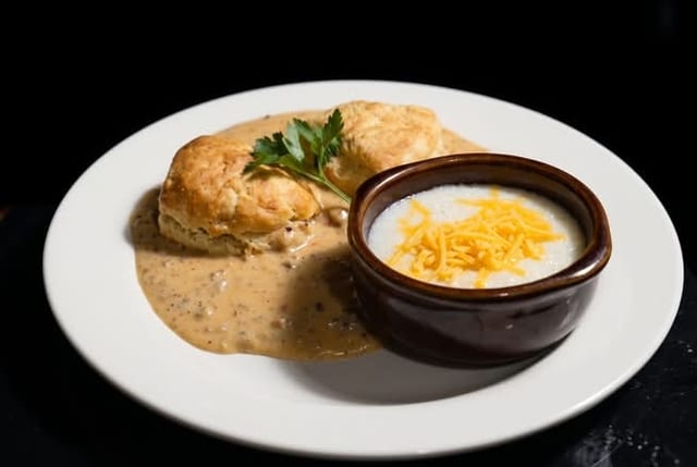 Side Bisc & Gravy.